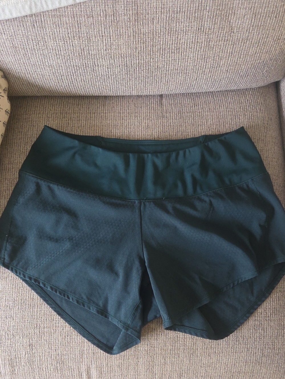 Oiselle Roga Shorts